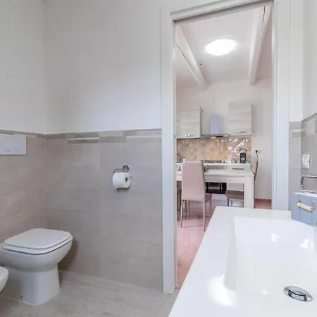 Neptune Apartment *